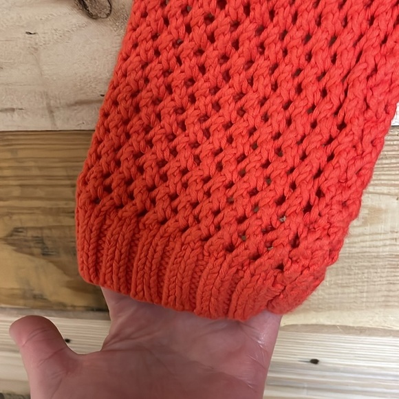 Lands’ End Canvas 1963 size Medium Vibrant Orangish Red V-Neck Open Knit Sweater - Picture 7 of 9